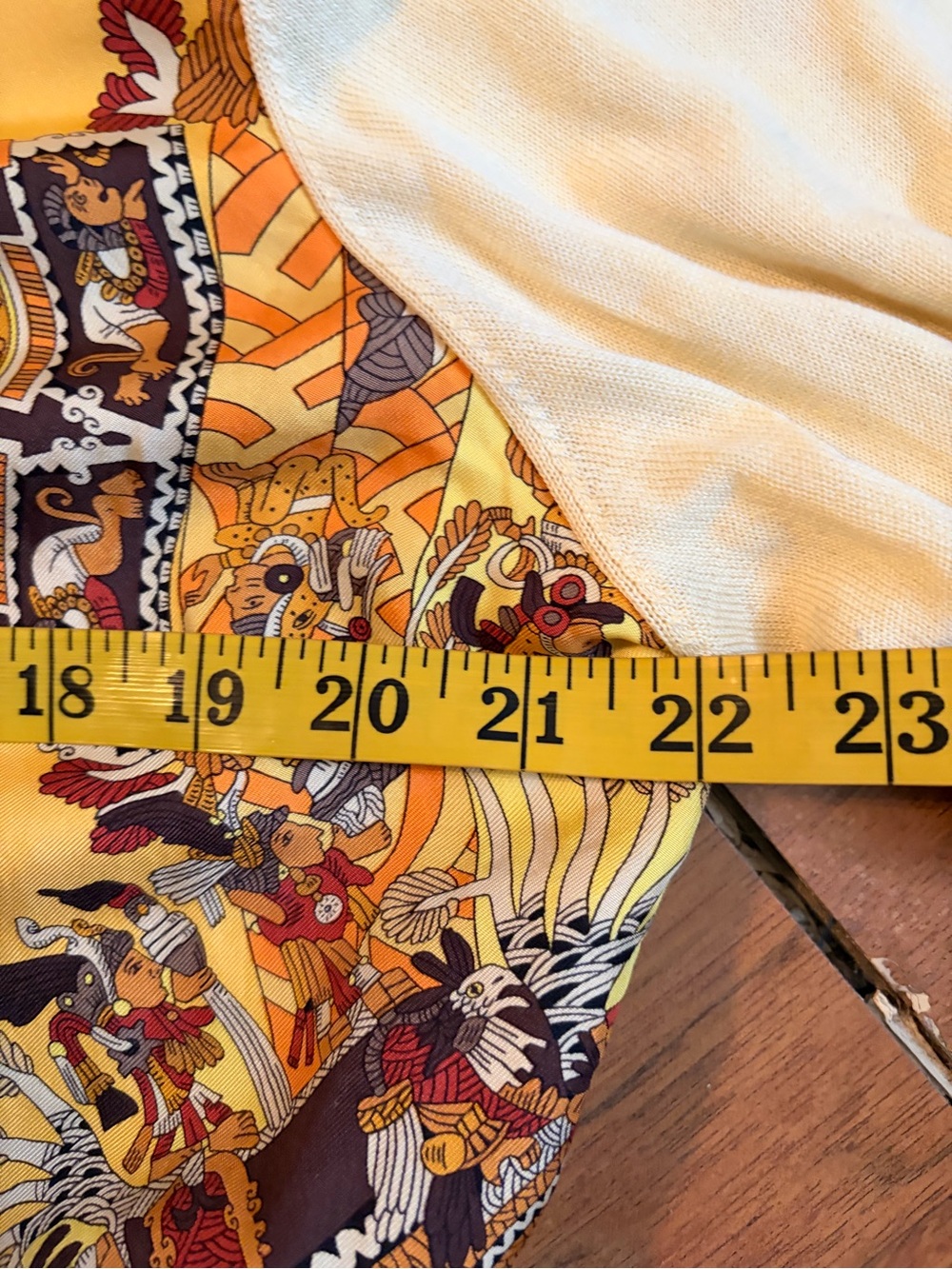 Vtg Hermes silk scarf-front cotton cardigan - Picture 9 of 11
